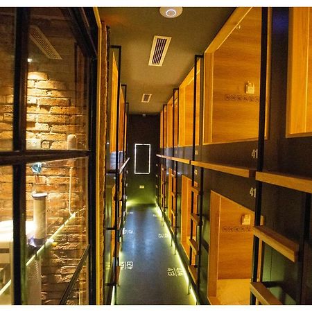 Khan Hoang Capsule Hotel (Adults Only) Hanoi Eksteriør bilde