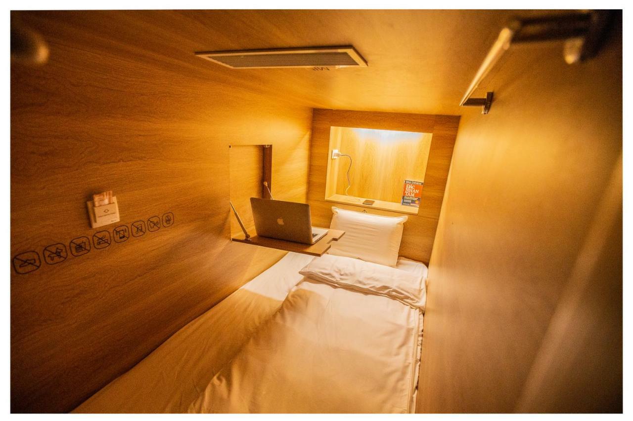 Khan Hoang Capsule Hotel (Adults Only) Hanoi Eksteriør bilde